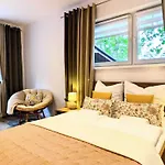 Apartment Spacious With Sauna,