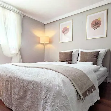 Spacious With Sauna, Apartment