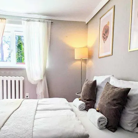 Spacious With Sauna,