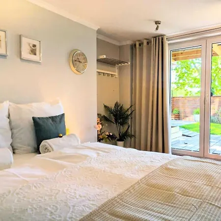 Spacious With Sauna,